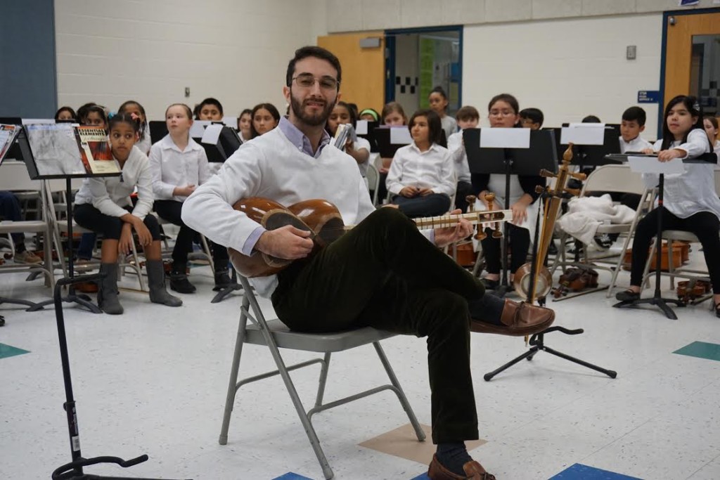 Sohrab Hajarian plays and demonstrates theTar